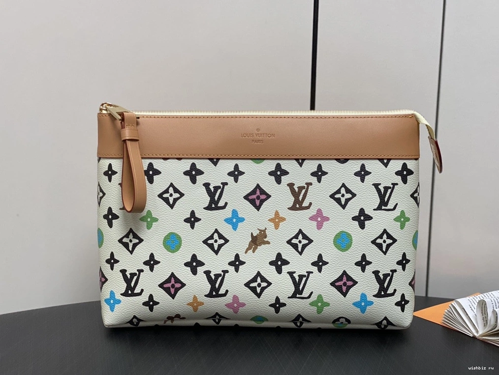 WIS SOUPLE-32*21*8CM VOYAGE LOUIS POCHETTE VUITTON 0319